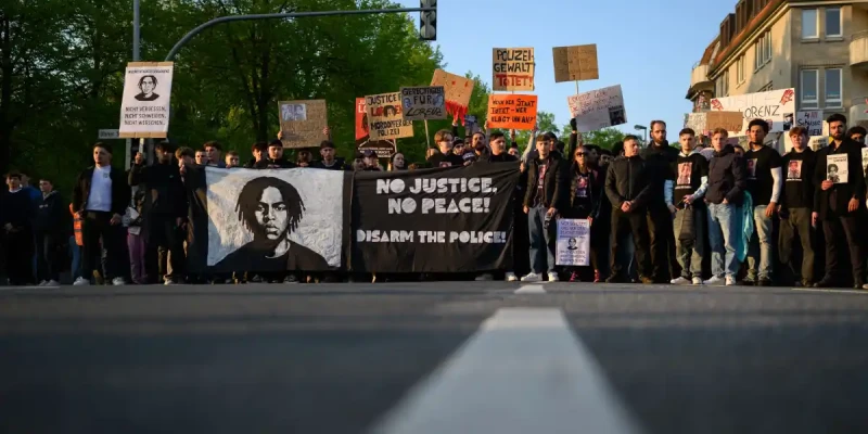 Nach den tödlichen Schüssen auf Lorenz A: Wer entwaffnet die Polizei?